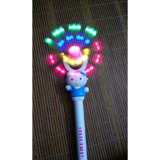 Sỉ 25 gậy quay sáng 360 độ