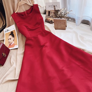 ĐẦM XÒE MIDI ĐỎ SÁT NÁCH