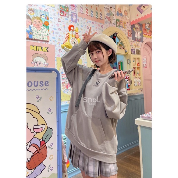 YAS0744-Áo sweater hoạt hình SNBL