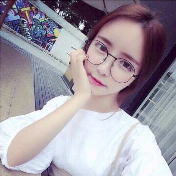 Mắt kính ngố gọng cận Nobita nam-nữ thời trang