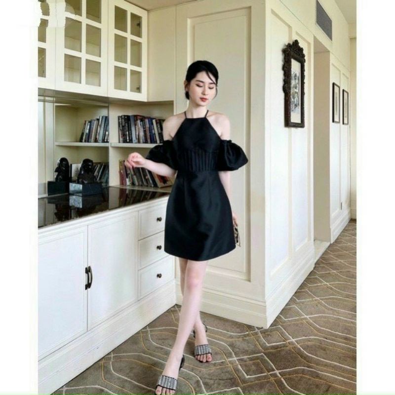 Đầm dự tiệc yếm tay phồng xếp li eo Cubi Dress