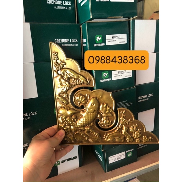 Góc đồng cá chép vàng bản 23x23x17 dùng cho nhôm hệ Thuỷ Lực Xingfa, PMA, Yangly…