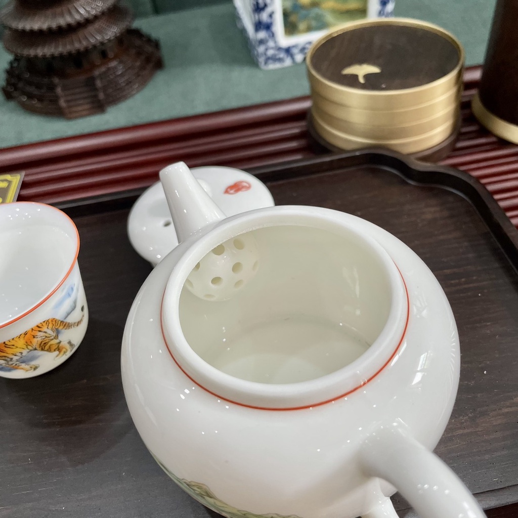 Bộ ấm trà Bạch Định - mẫu Nhâm Dần