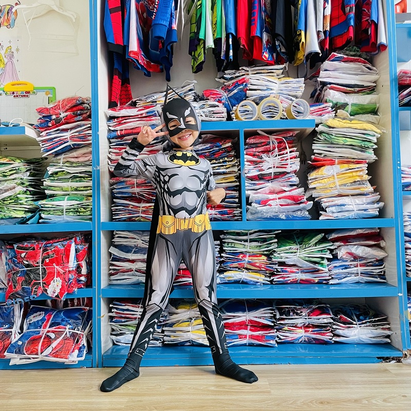 Bộ đồ siêu nhân batman bé trai từ 3 tuổi đến 6 tuổi hóa trang liền quần tặng kèm choàng và nón trùm B176 SNBL