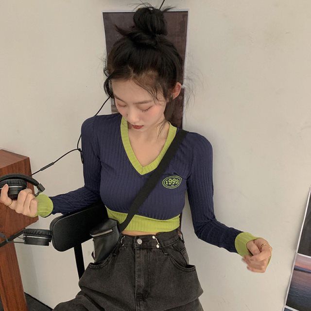 Áo dệt kim thời trang trẻ trung cá tính 210646Áo thun dài tay cổ chữ V màu sắc tương phản phong cách hàn quốc | BigBuy360 - bigbuy360.vn