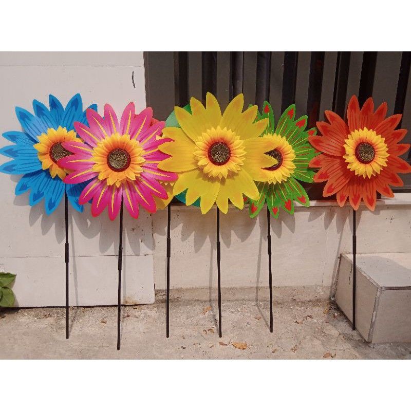 chong chóng cây hoa hướng dương