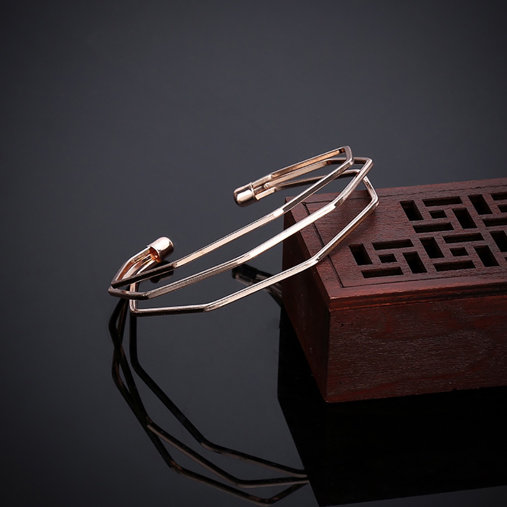 Vòng đeo tay nhiều lớp cá tính cho nữ