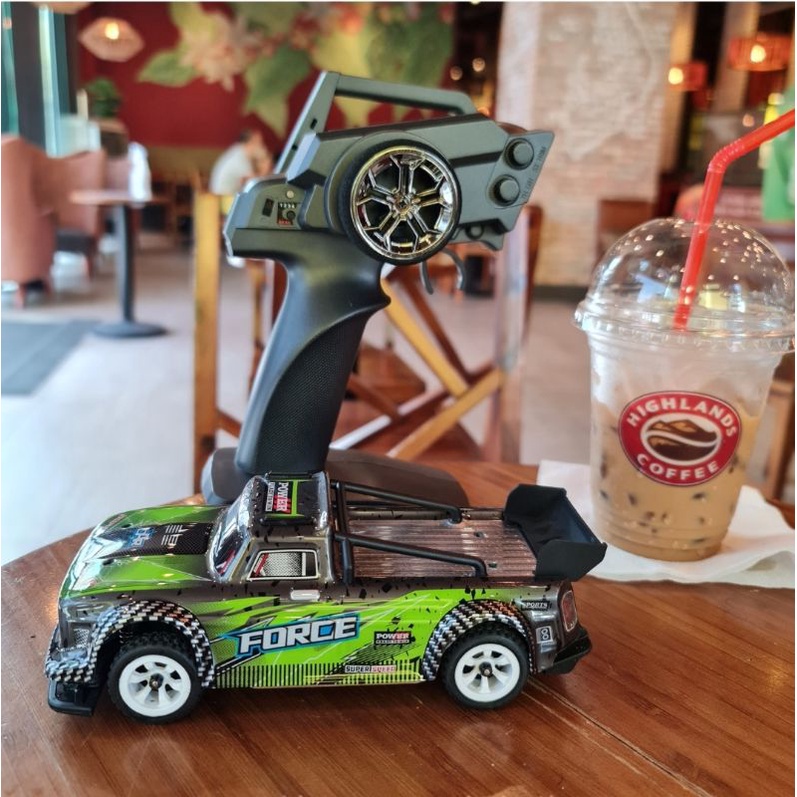 Xe điều khiển từ xa Wltoys 284131- bản 1:28 .