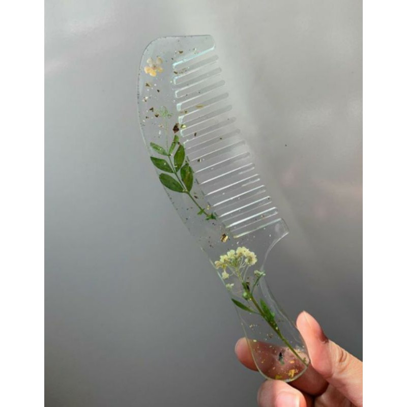 Lược resin trong suốt