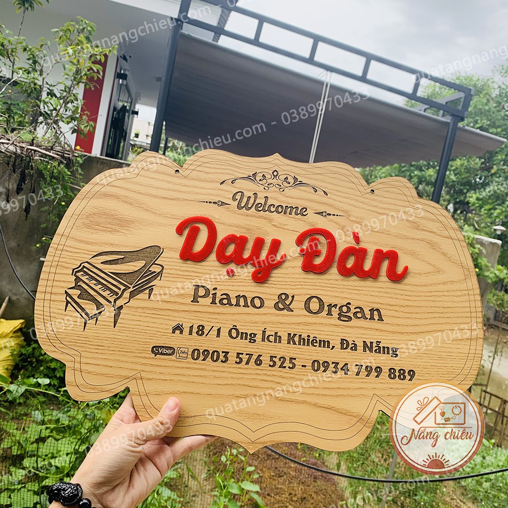 Bảng gỗ cho trung tâm dạy đàn , Bảng hiệu treo cửa hàng , decor phòng học tập , phòng làm việc, khắc laze