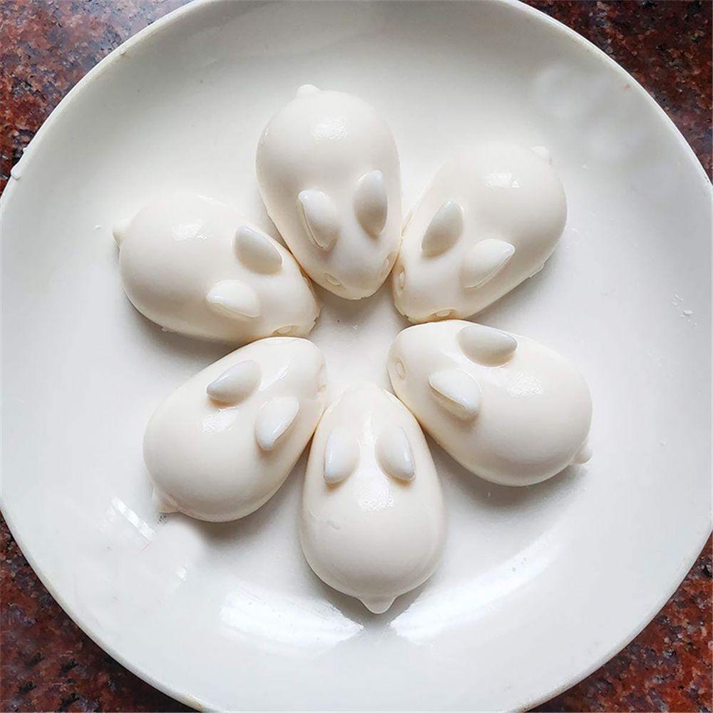 Khuôn Silicone Tạo Hình Làm Bánh Kẹo Hình Thỏ 3D DIY