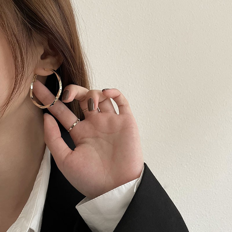 Bông Tai Dạng Xoắn Bằng Bạc S925 Phong Cách Mới Chất Lượng Cao