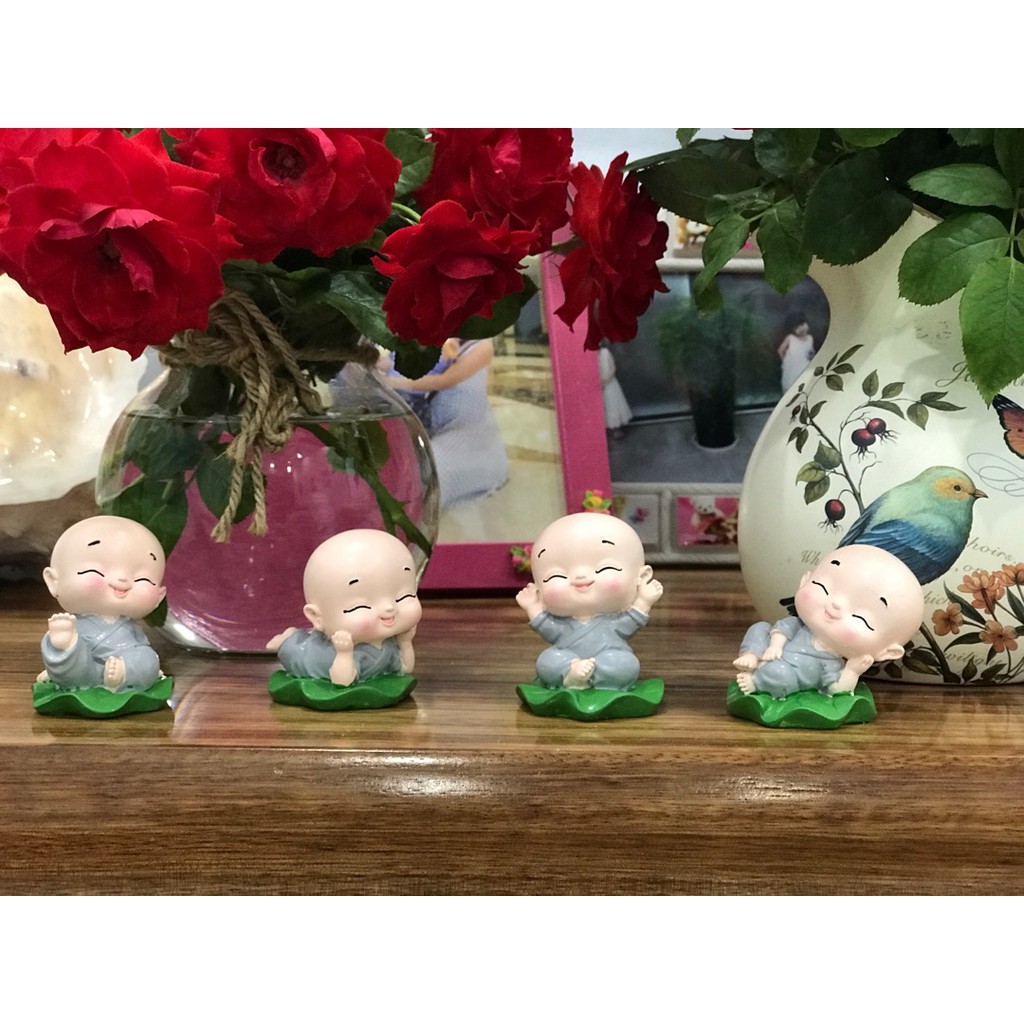 Bộ tượng chú tiểu ngồi trên lá sen thanh tịnh - Mẫu áo lam
