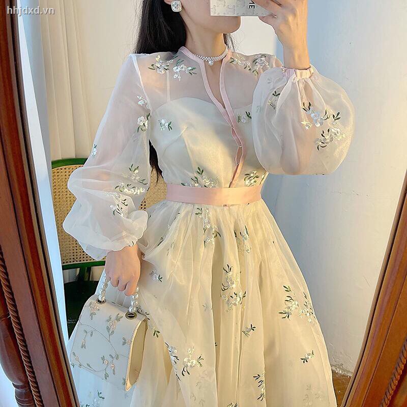 Đầm Công Chúa Thêu Hoa Dáng Dài Xinh Xắn