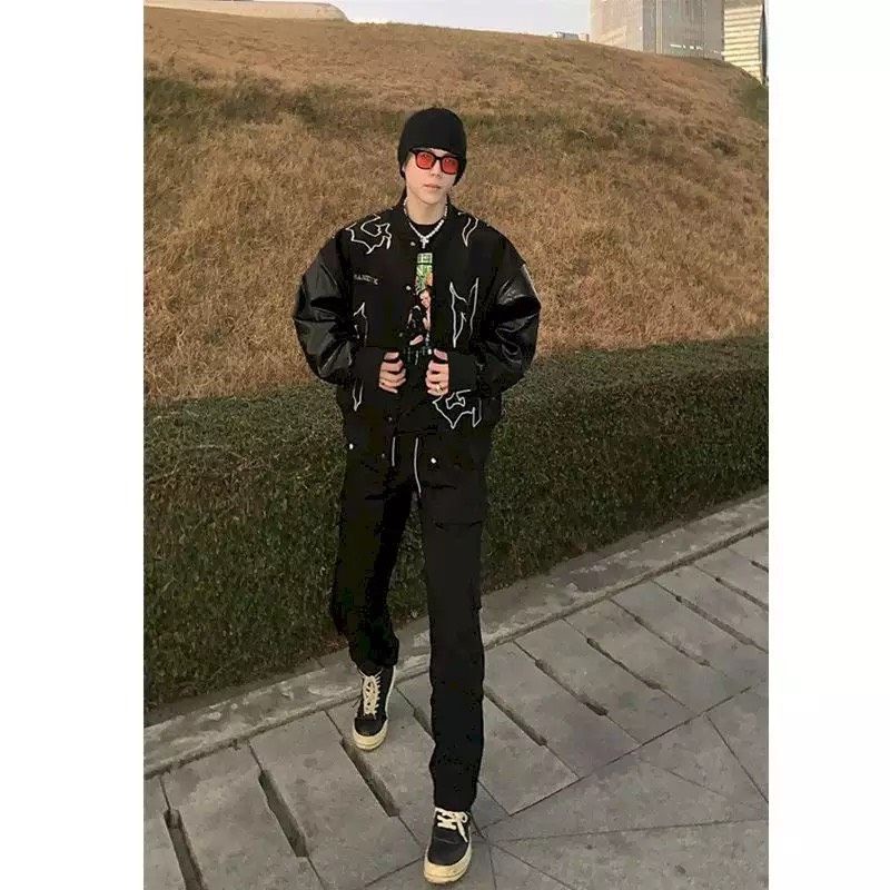 ÁO BOMBER KAKI TAY PHỐI DA THÊU HỌA TIẾT MẶT TRƯỚC SAU FROM UNISEX NAM NỮ STYLE ULZZANG Màu Đen