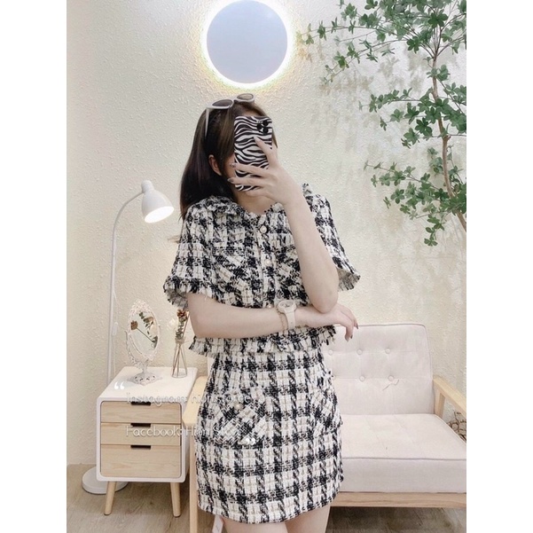 Set tweet áo croptop, chân váy tweet