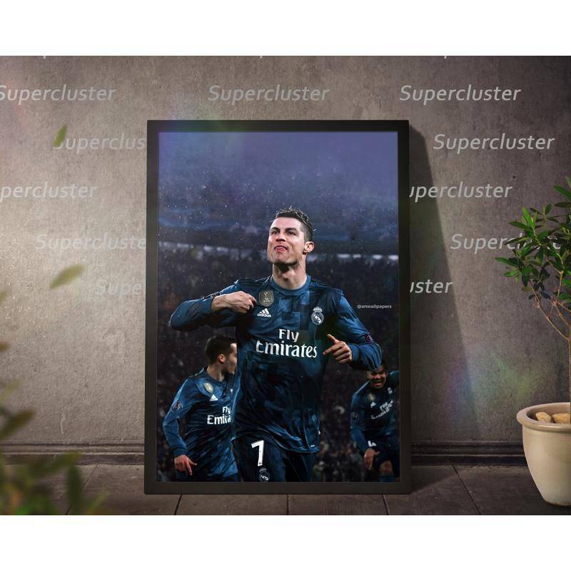 Tranh Vải Bạt Treo Tường In Hình Cầu Thủ Ronaldo