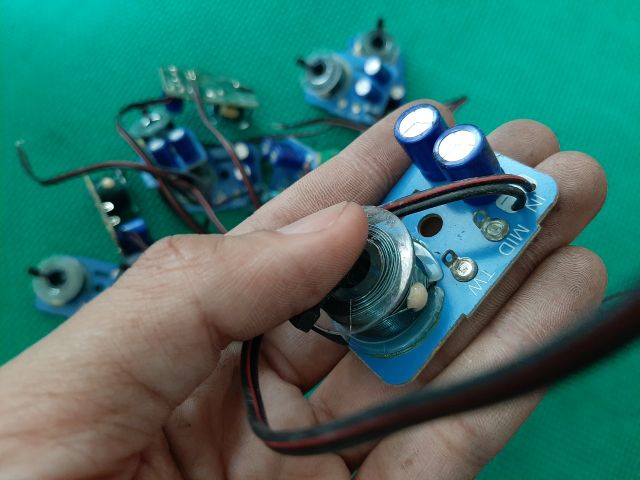 Cặp phân tần lọc chép mid Ken wood hàng rã loa xe hơi ra, sài tốt. Giá 2 cái