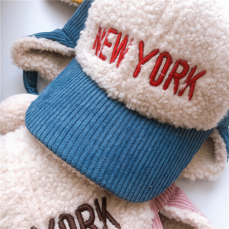 Mũ Lưỡi Trai Lông Cừu Thêu Chữ Thời Trang Giữ Ấm Cho Bé