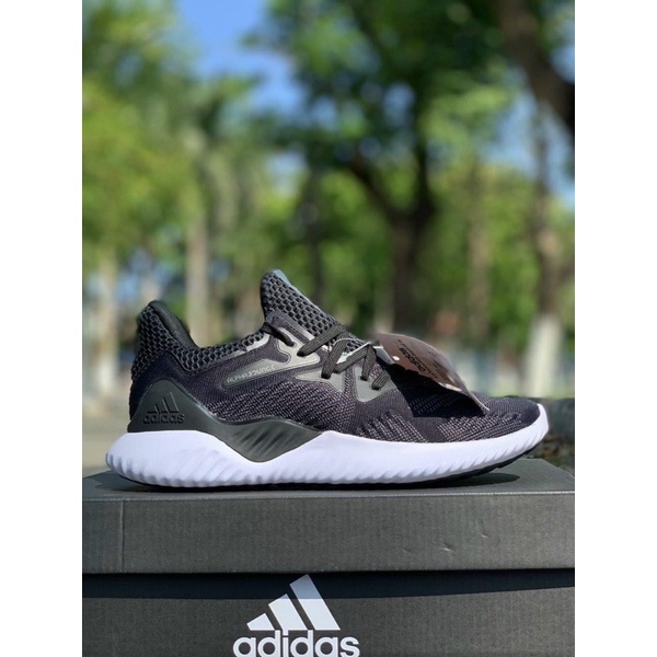 Giày thể thao sneaker alphabounce đen trắng