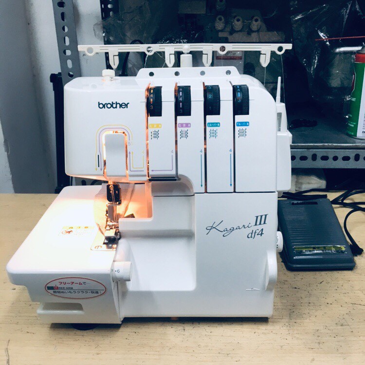 MÁY VẮT SỔ GIA ĐÌNH BROTHER 4 CHỈ ĐỜI MỚI