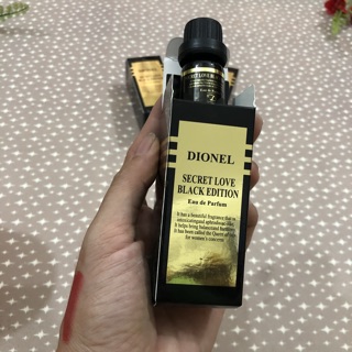 Nước hoa cho cô bé