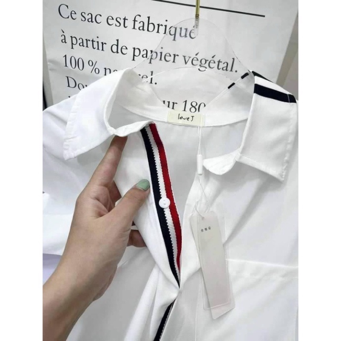 Áo sơ mi THOM viền sọc, áo sơmi trắng dài tay thom kẻ. CARINA