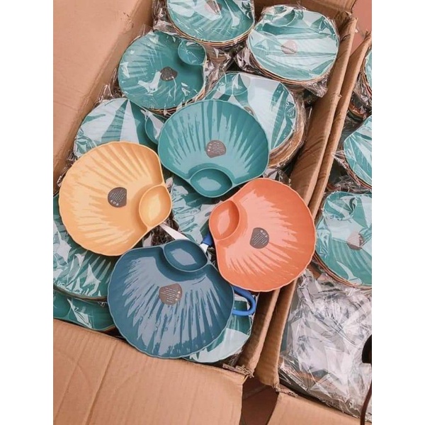 Set 4 đĩa hình vỏ sò mẫu mới nhất,có ngăn gia vị - Luxy Houseware