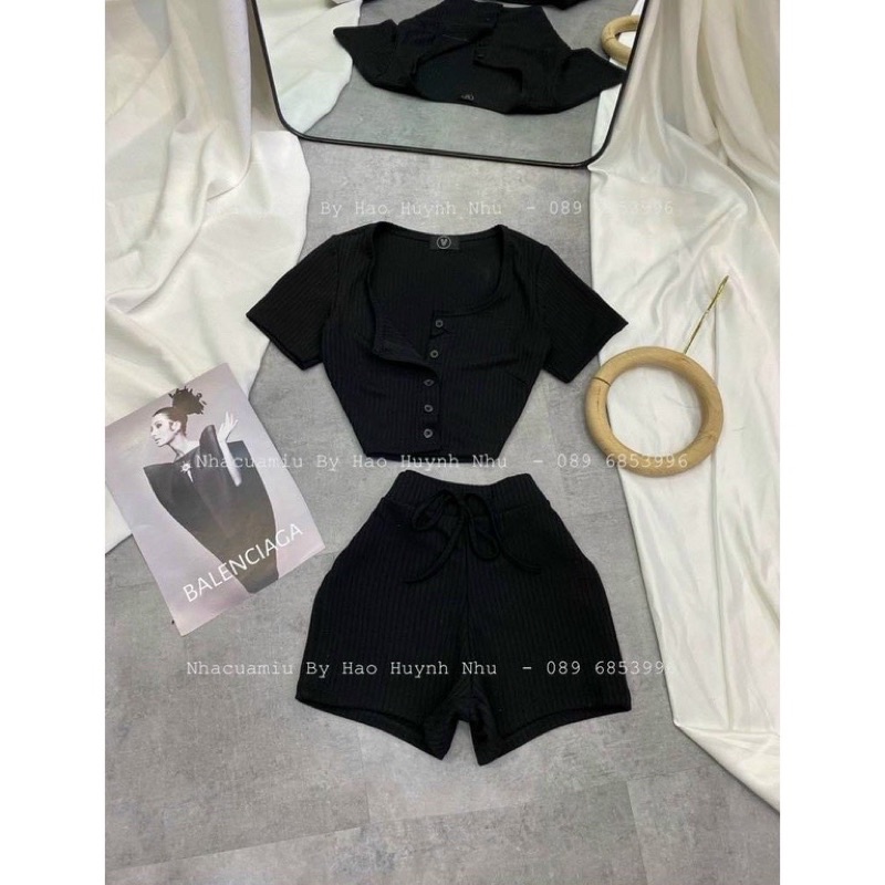 Sét bộ áo croptop tay ngắn cổ tròn cài nút quần đùi chất thun gân dày dặn tôn dáng đẹp nha khách🌸❤️⭐️TN