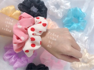 Cột tóc scrunchies mix 2 màu + hoa văn