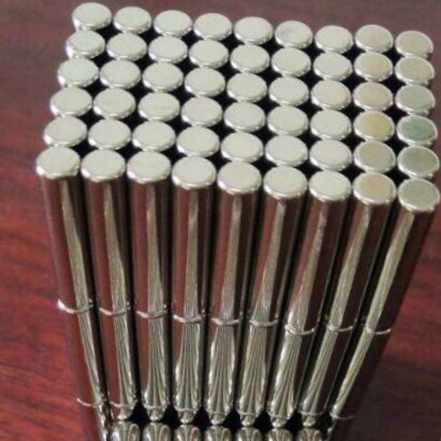 Nam châm hút mắt mèo - LanChiNail