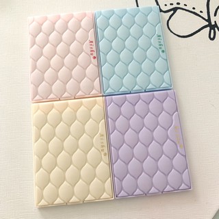 Gương cầm tay có kèm theo lược