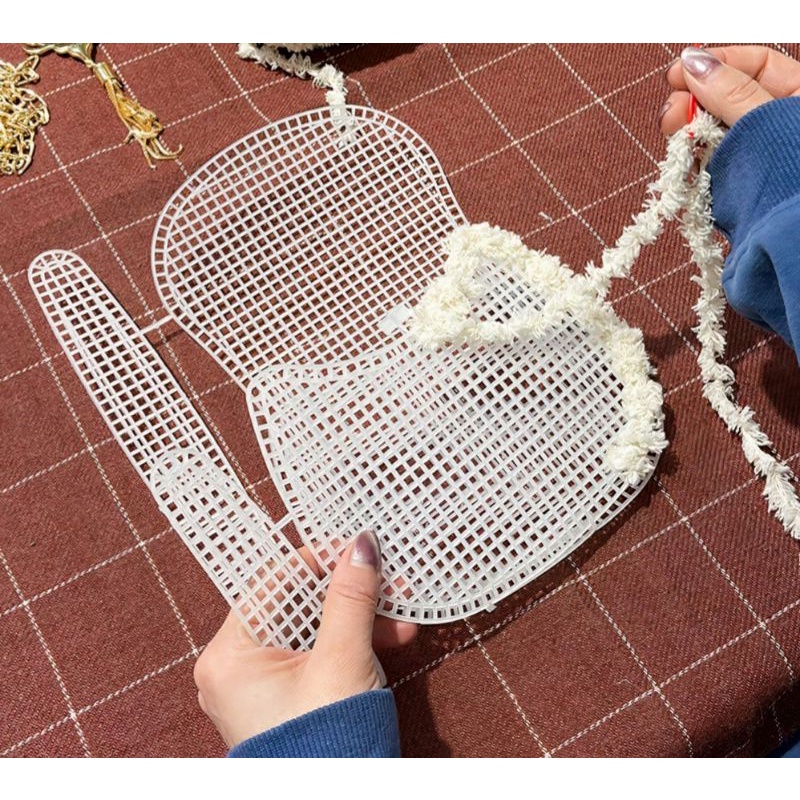 Túi Đeo Chéo Handmade Tự Đan Yên Ngựa