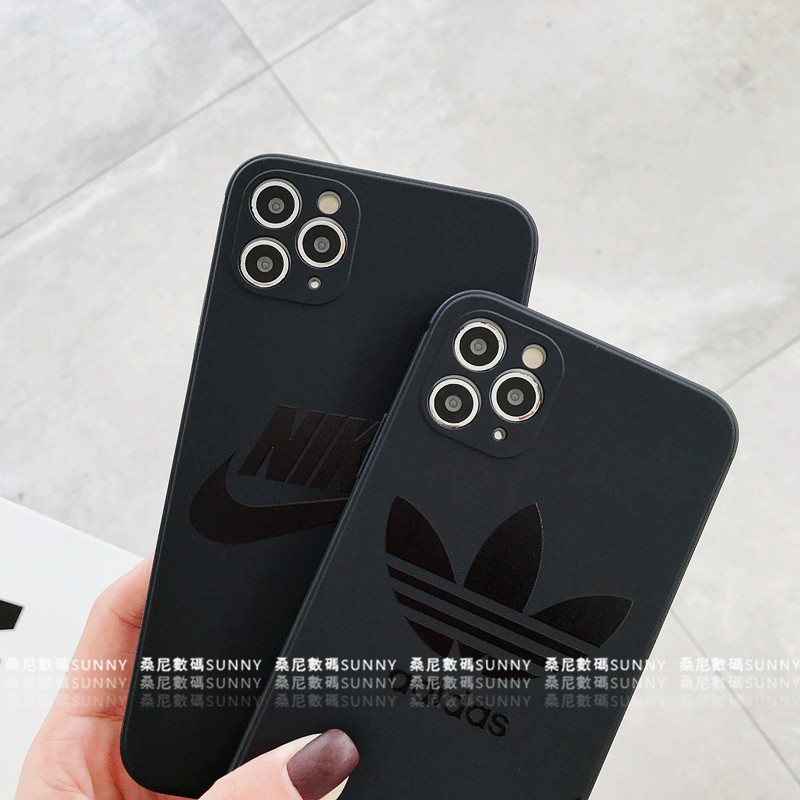 Ốp lưng IPhone cạnh vuông chữ Nike vs Adidas 6/6s/6plus/6s/7/8/7plus/8plus/x/xs/xs max/11/12/13/14/pro/max/plus/promax B