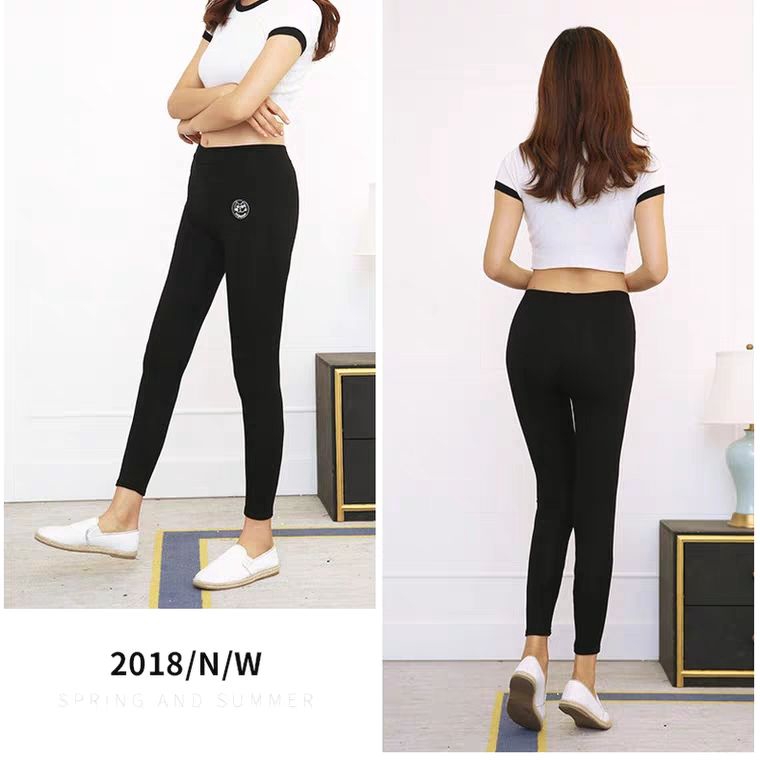 quần legging nữ thêu logo mèo