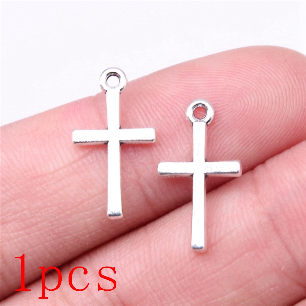 1 Mặt Dây Chuyền Hình Thánh Giá Đơn Giản