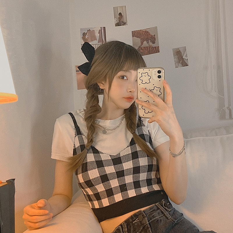 Áo sát nách cổ chữ V họa tiết kẻ ca rô trẻ trung cho nữ