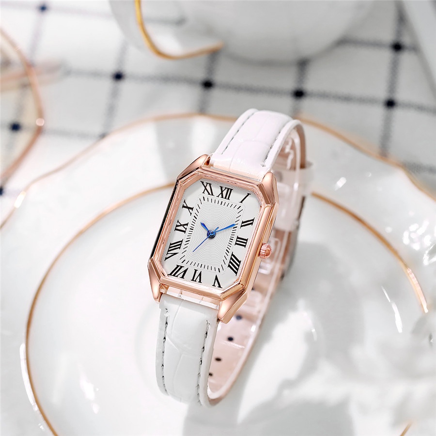 Đồng Hồ Nữ Dây Da Mặt Chữ Nhật Thời Trang