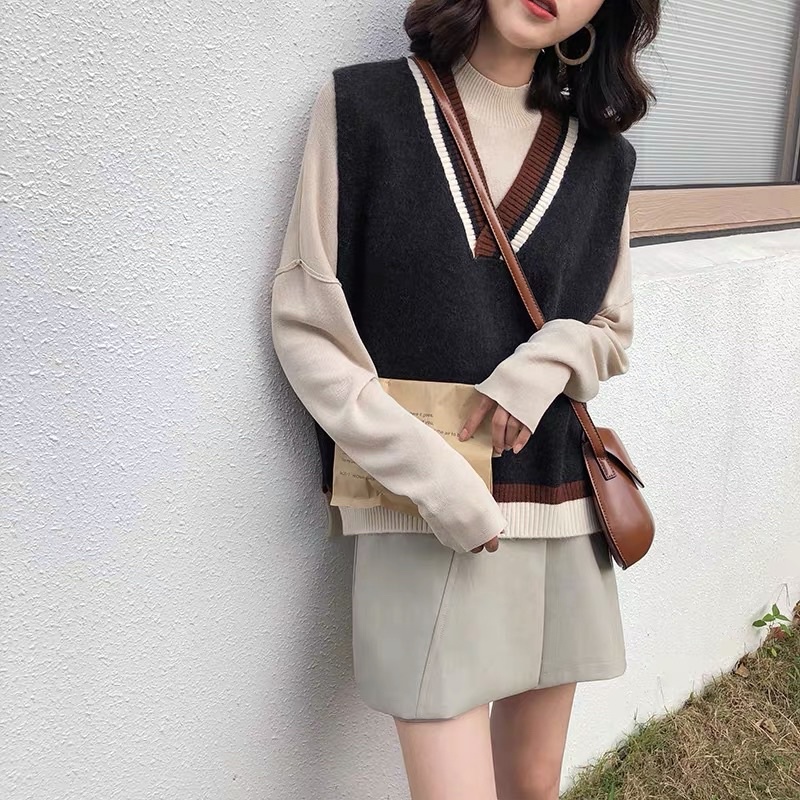 Áo Gile Len Cổ Tim Vạt Lệch Phối Màu Style Học Sinh