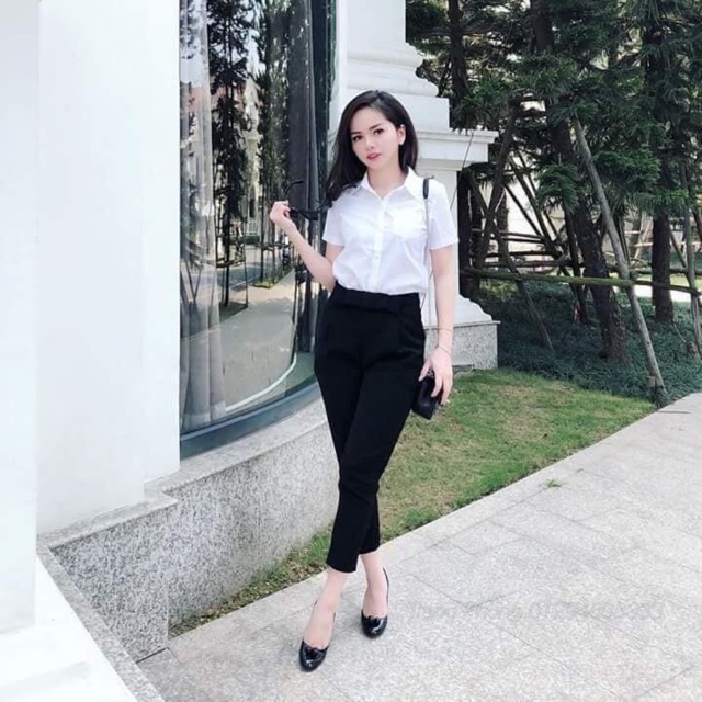 Áo sơmi trắng cộc tay