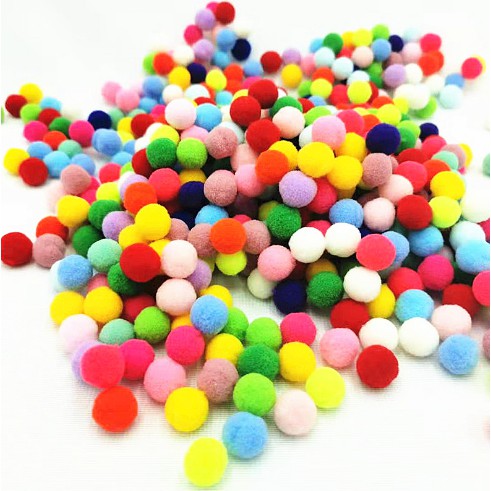 Pompom trang trí đủ màu