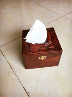 Hộp đựng giấy ăn