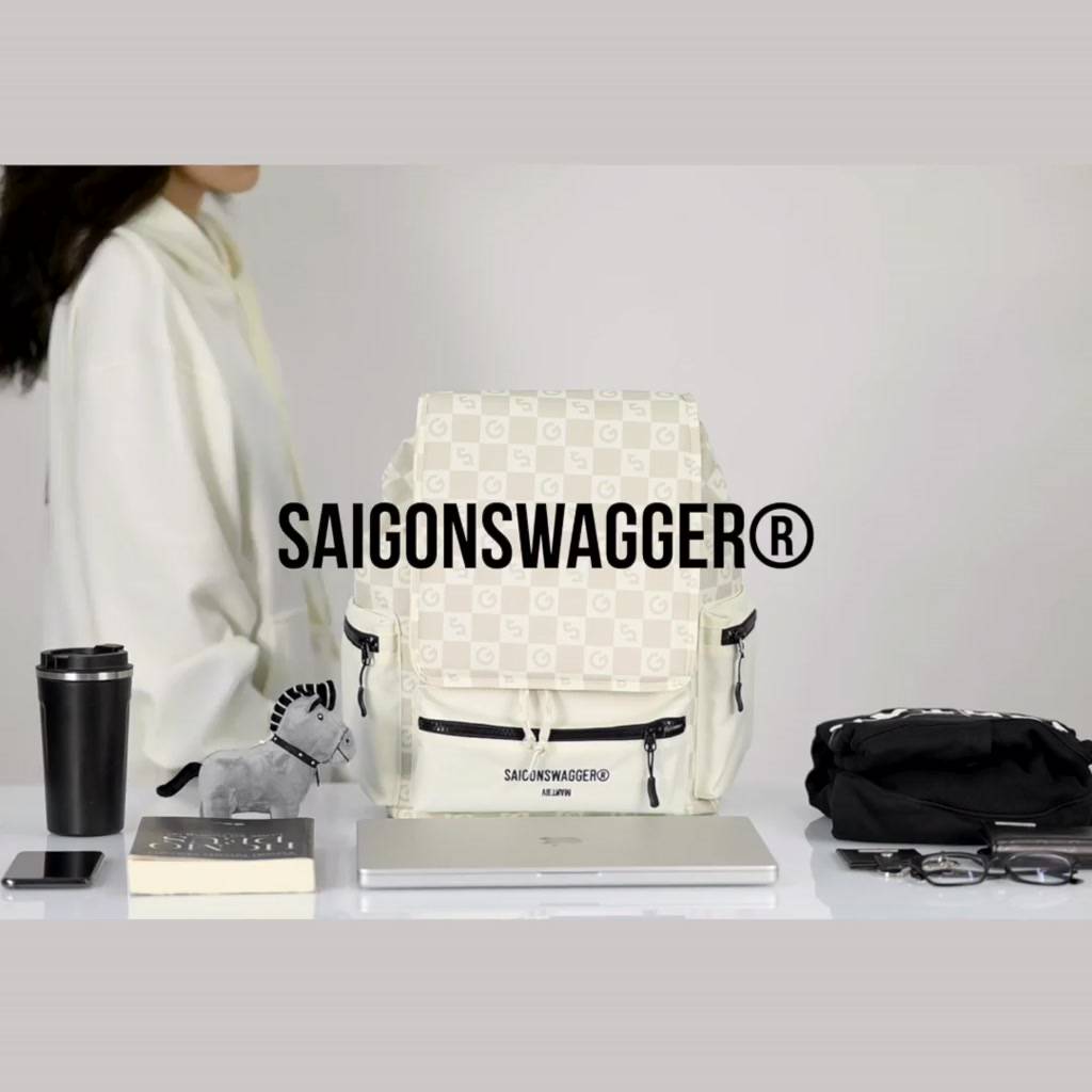 Balo Thời Trang SAIGONSWAGGER® Hoạ Tiết Caro Đi Học Versatile Checked Backpack Laptop 16inch | BigBuy360 - bigbuy360.vn