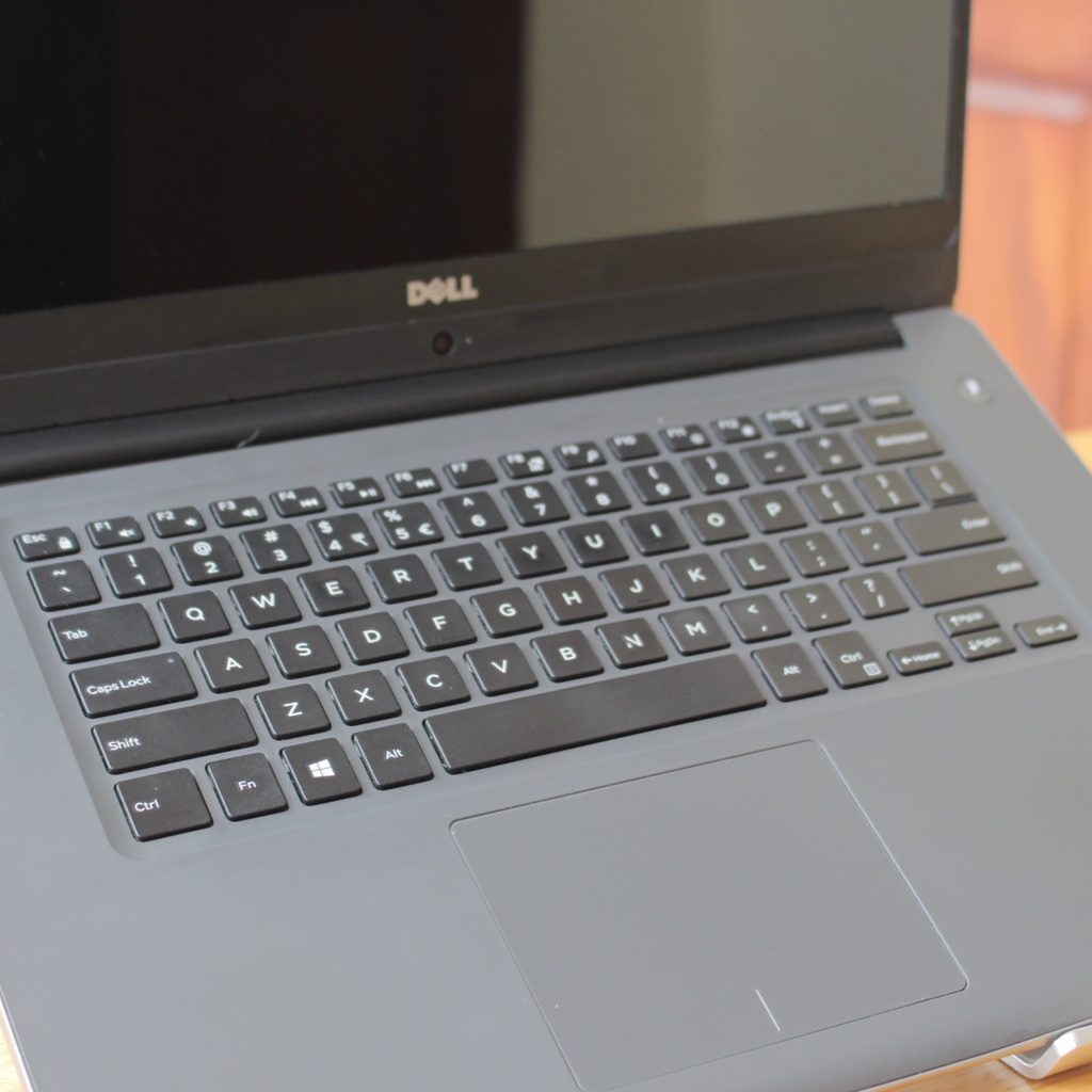 DELL N7560 15.6" Core I5 3.10Ghz 8GD4 120G SSD 500G HDD