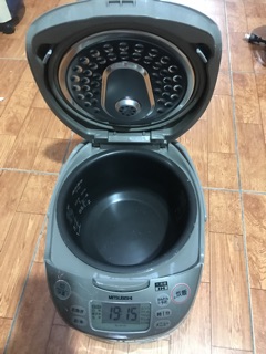 NỒI CƠM ĐIỆN NỘI ĐỊA NHẬT