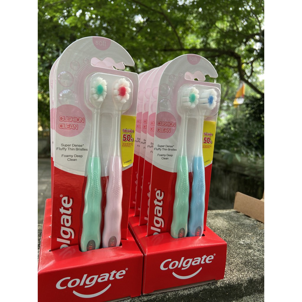 COMBO 2 BÀN CHẢI ĐÁNH RĂNG COLGATE CUSHION CLEAN