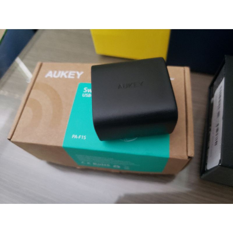 củ sạc nhanh Aukey 18W