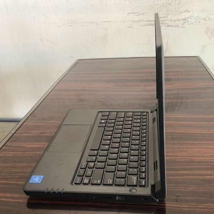 Laptop dell 3150 N2840 Ram 4 SSD 128 màn 11.6 inch nhỏ gọn
