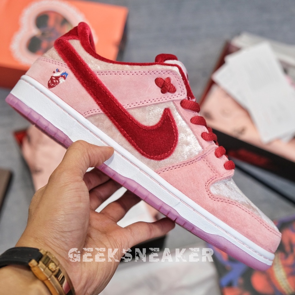 [GeekSneaker] Giày SB Dunk StrangeLove -  Strange love Speacial Box