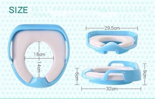 Bệt bồn cầu thu nhỏ có lót đệm -sản phẩm thông minh cho bé .